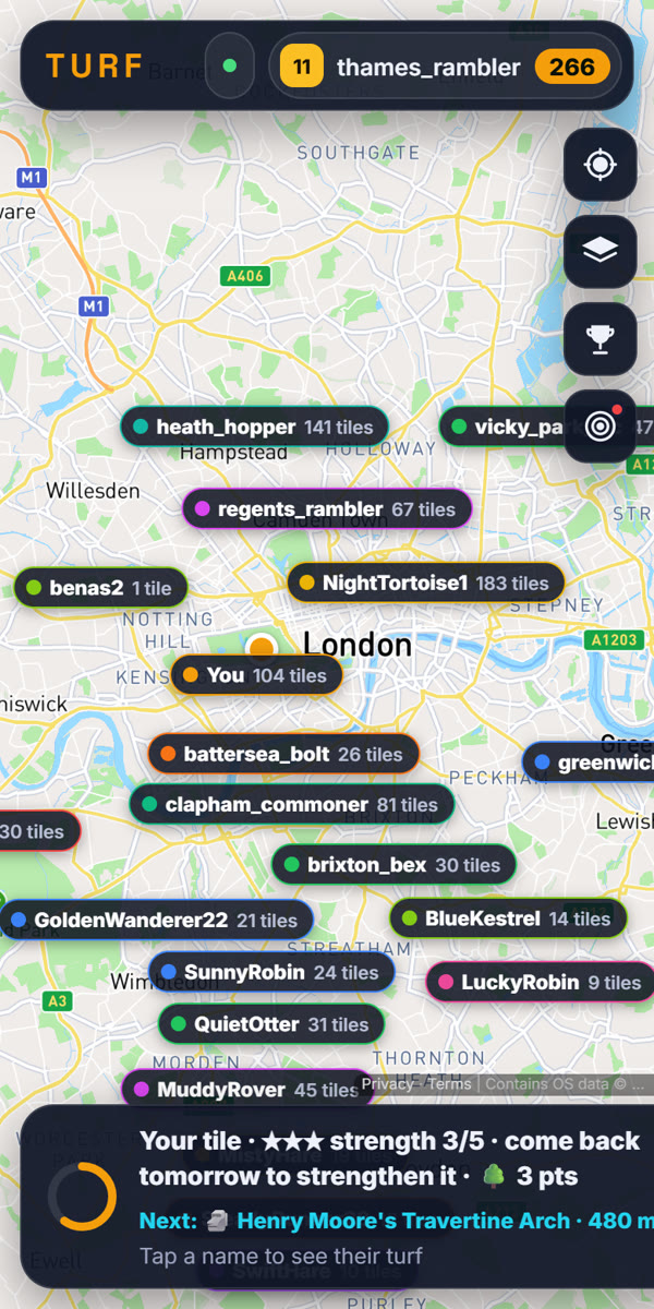 Zoomed out over London: a name bubble for every player and how many tiles they hold
